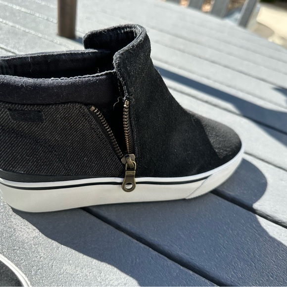 NEW Keds Size 6.5 - Picture 3 of 6